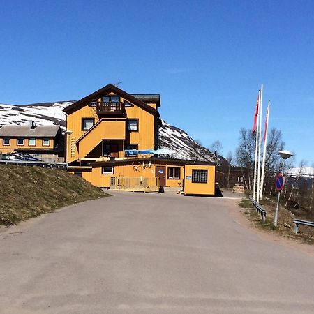 Abisko Guesthouse & Activities Dış mekan fotoğraf